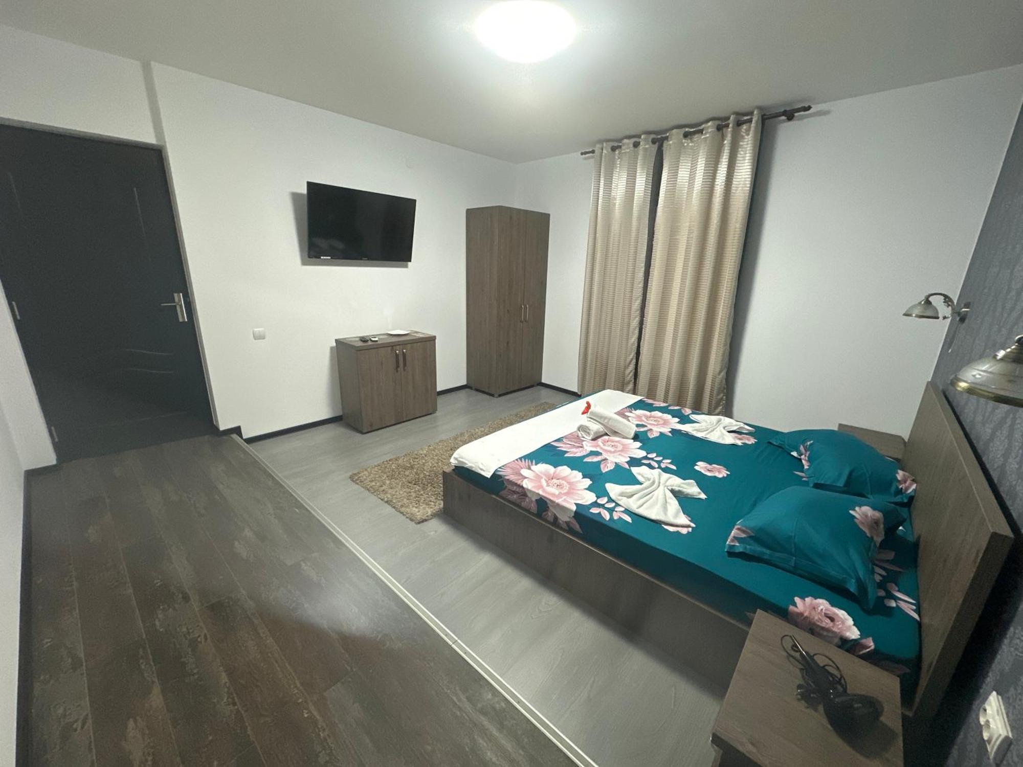 Casa Clau Hotel Orşova Eksteriør billede