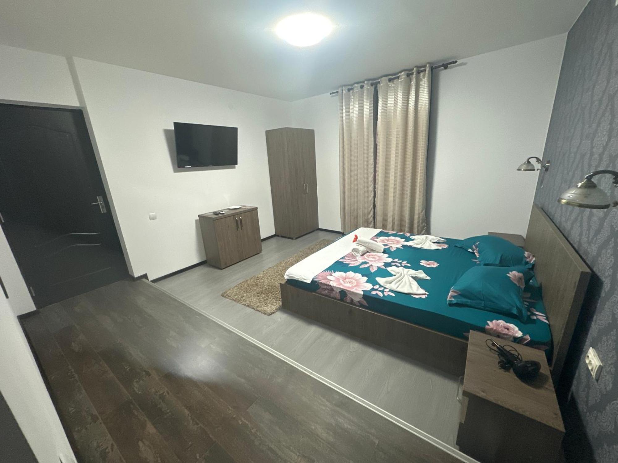 Casa Clau Hotel Orşova Eksteriør billede