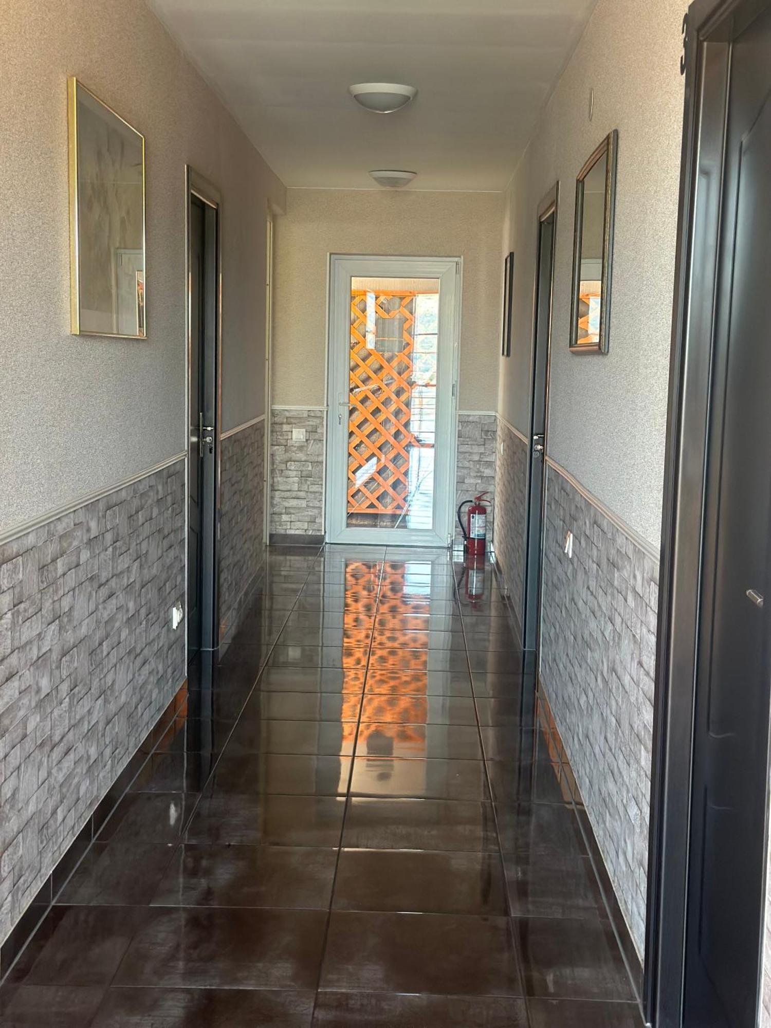 Casa Clau Hotel Orşova Eksteriør billede
